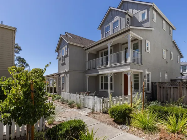 720 Wintergreen Court, Napa, CA 94559