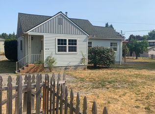 8009 50th St E, Fife, WA 98424