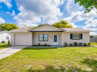 9918 Morehead Ln, Port Richey, FL 34668