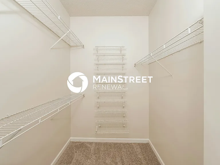 Walk In Closet