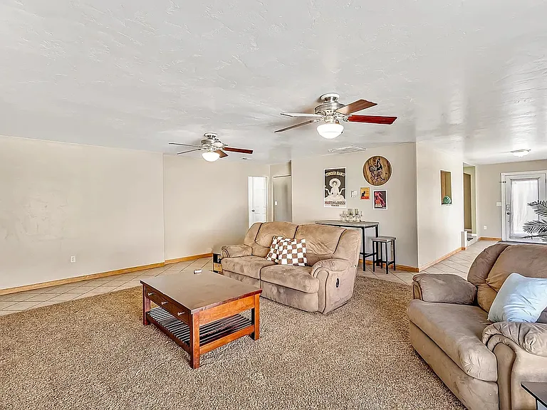 1420 Pinyon Ave — Photo 11