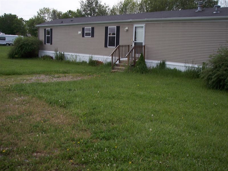 7335 Eaton Rapids Rd. Front PRIMARY