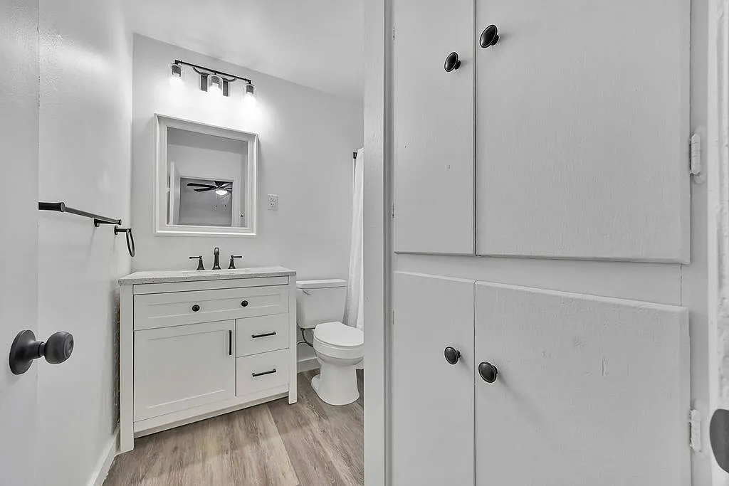 ENGLEWOOD APARTMENTS — Photo 4