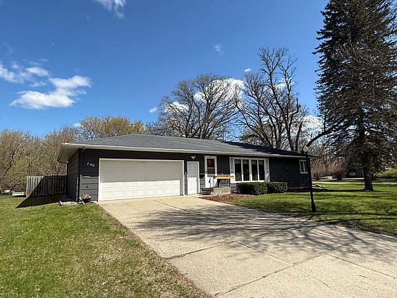 4th image of 740 Springen Ave