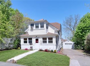 62 Rhode Island Ave, Fairfield, CT 06824