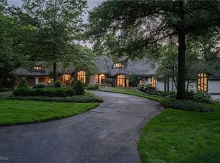 113 Quail Ln, Chagrin Falls, OH 44022