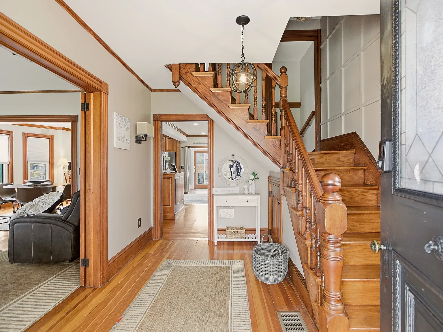 4 bed, 2.5 bath, 2915 sqft, $5,000 — Photo 4