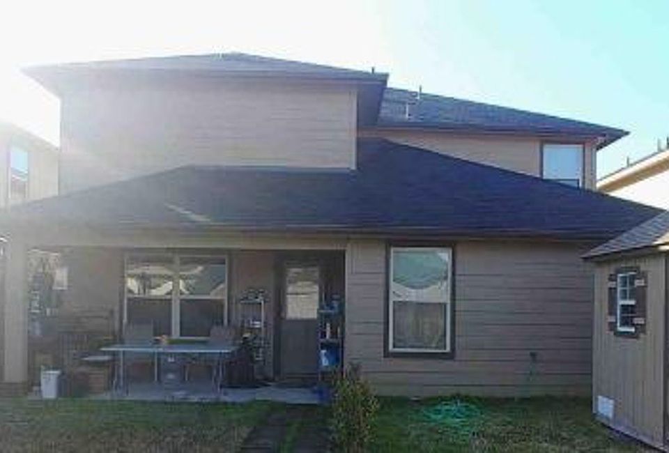 2nd image of 2827 Bergen Bay Ln