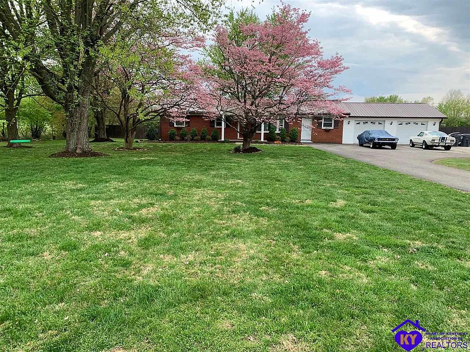 2nd image of 177 Niblick Ct
