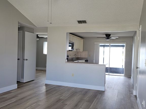 5th image of 8904 Saboda Ct