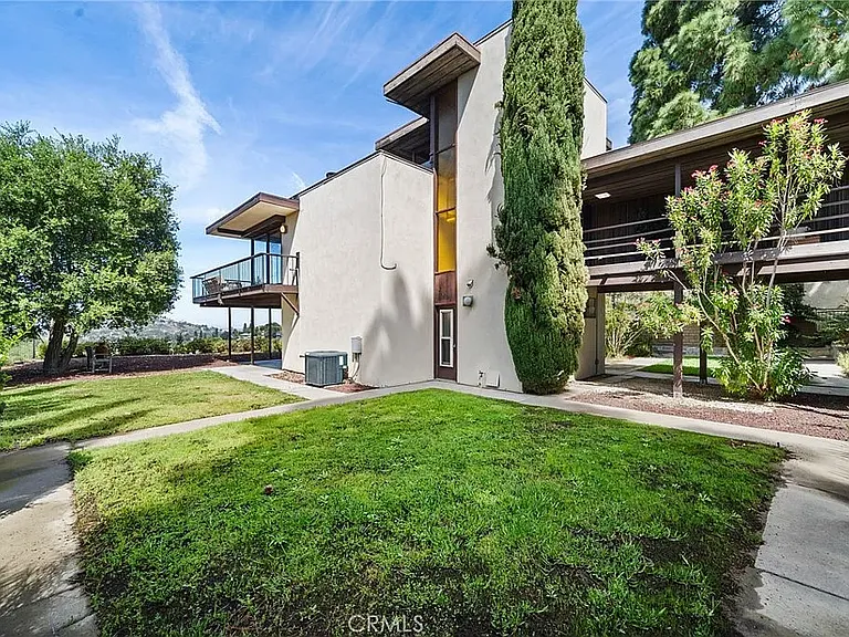 10951 Hunting Horn Dr — Photo 29