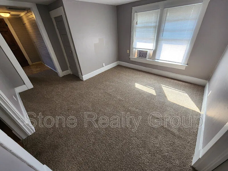 1 bed, 1.0 bath, $625 — Photo 2