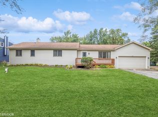 1818 W Kerry Ln, McHenry, IL 60050