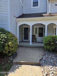 207 Tulip Ln, Freehold, NJ, 07728