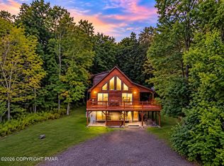 275 Hillary Dr W, Freeland, PA 18224