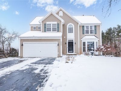 3233 White Pine Ln, Macedon, NY, 14502