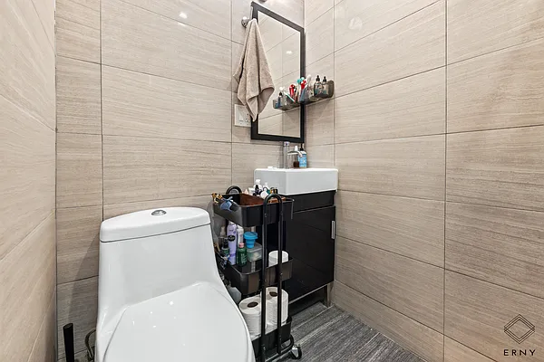 Rented by ERNY LLC | media 9