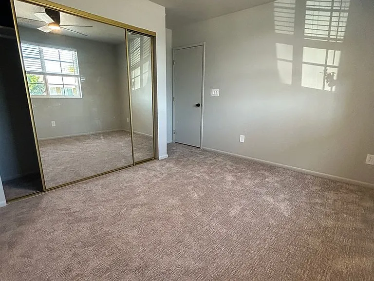1745 E Westinghouse St — Photo 8