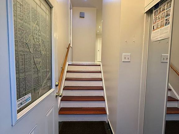 2nd image of 92 Loganberry Cres
