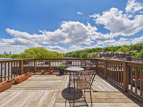 2nd image of 85 Brainerd Rd APT 505