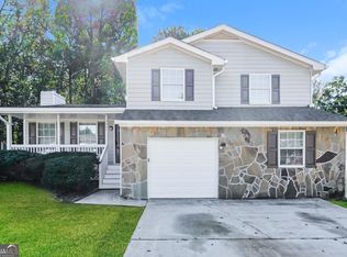 3687 George Washington Dr, Ellenwood, GA 30294