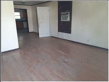 4th image of 2306 12th St