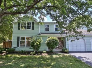 52 Blue Ridge Rd, Penfield, NY 14526