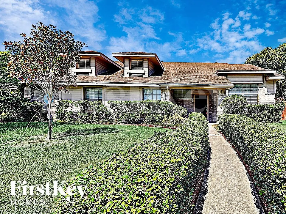 6001 Ponderosa Trail Ct