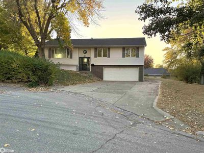 442 Westgate Rd, Carroll, IA, 51401