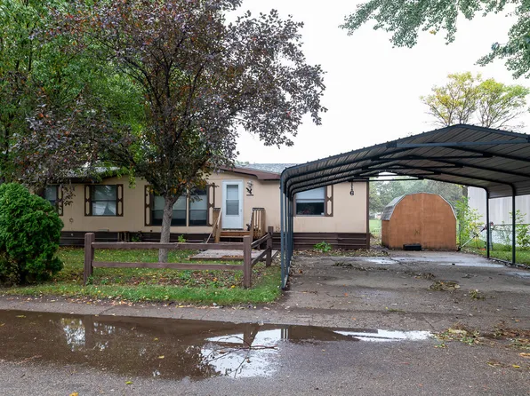 116 Schlosser Ave SE, Mandan, ND 58554