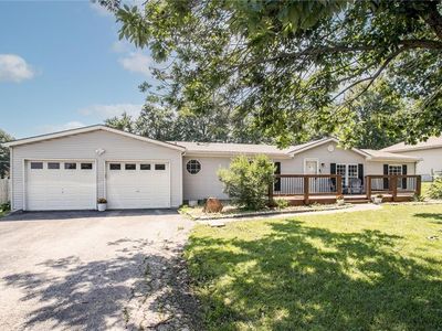 3 S Julie St, Louisburg, KS, 66053
