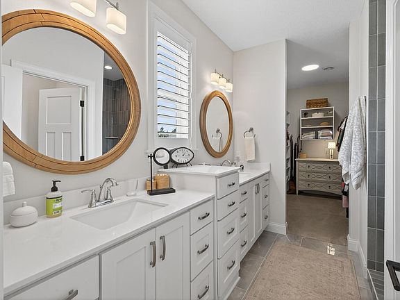 5th image of 5039 Dale Ridge Rd