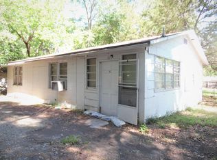 30 W Chaffin Ave, Defuniak Springs, FL 32433