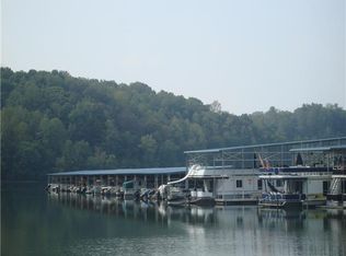 29 Walnut Ln #29, Tullahoma, TN 37388