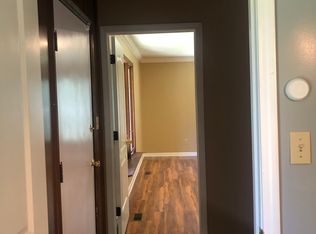 275 Cedar Point Rd, Johnson City, TN 37601