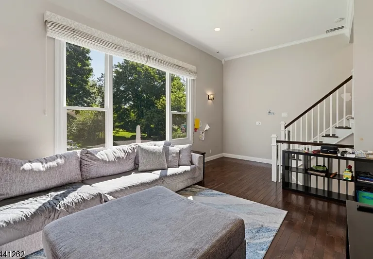 42 Brandon Ave — Photo 15