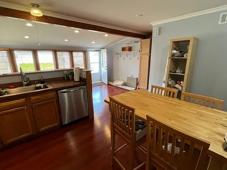801 Vernon Rd — Photo 5