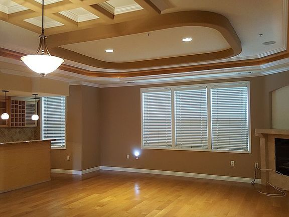 3rd image of 711 E Verdugo Ave APT 103