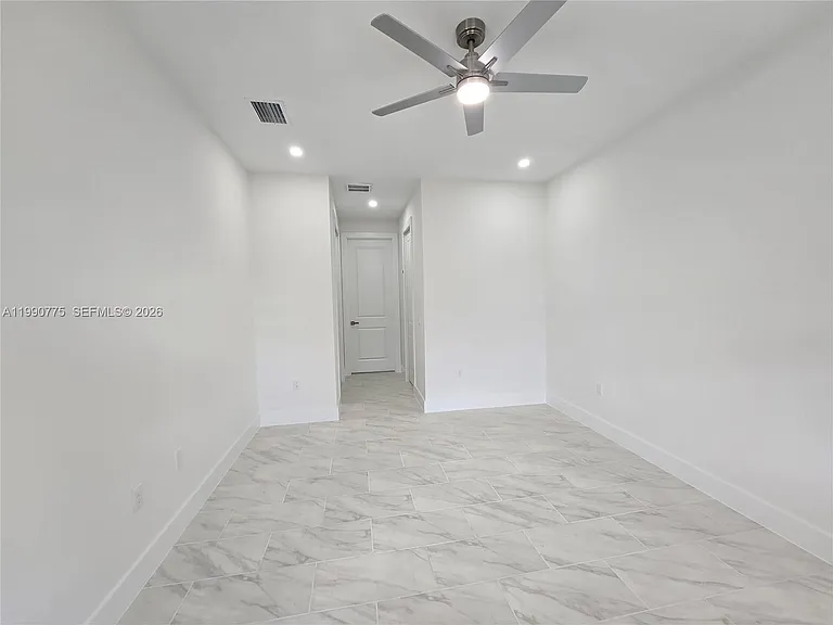 4626 Connie Ave N — Photo 10