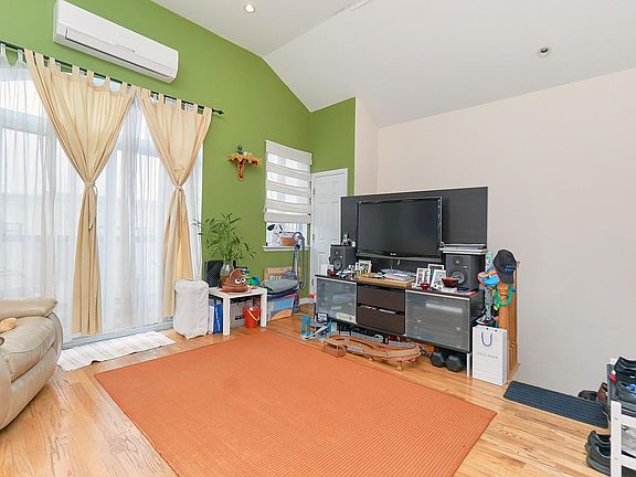 4th image of 2120 Benson Ave APT 3
