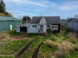 92389 F Rd, Astoria, OR 97103