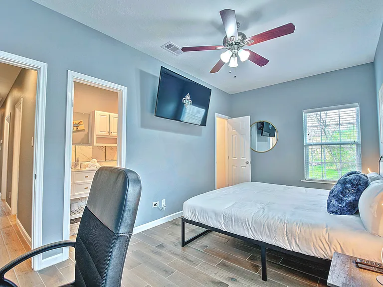 2925 Delafield St #A — Photo 13