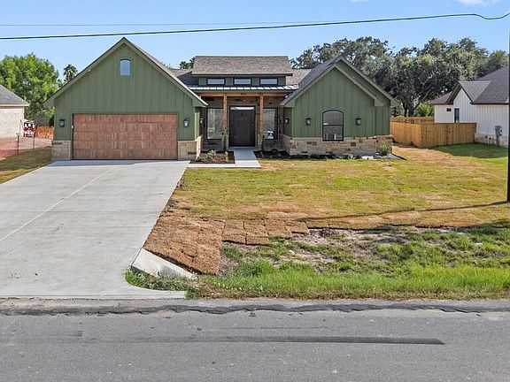2nd image of 8725 Hughes Rd