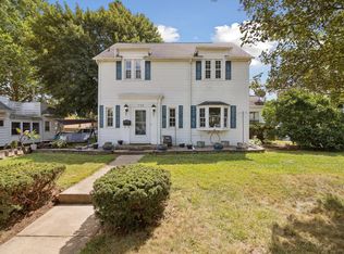 739 Beverly Park Pl, Jackson, MI 49203