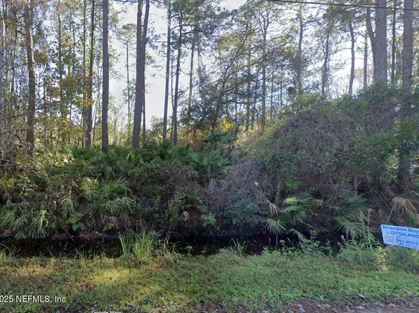 200 SAN CRISTOBAL Avenue, East Palatka, FL 32131