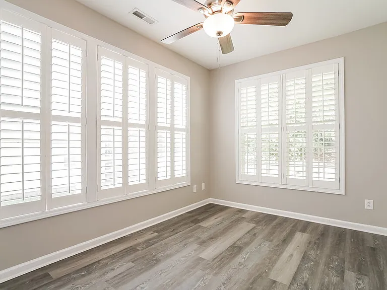 8137 Marshall Brae Dr — Photo 12