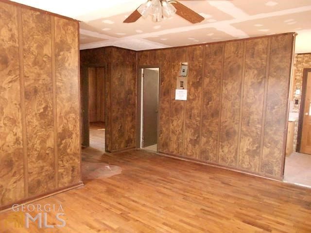 1st image of 259 Glenn St