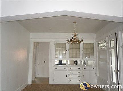 Apt A Dining Room