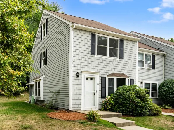 25 Blossom Lane, Merrimack, NH 03054
