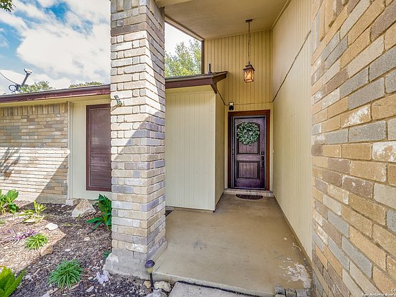 3rd image of 2520 KLINE CIR